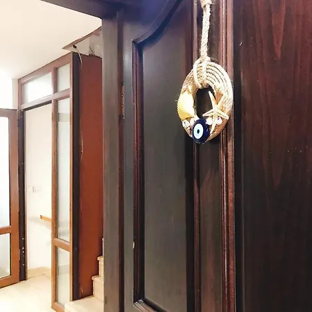 T-one's House לינה וארוחת בוקר
