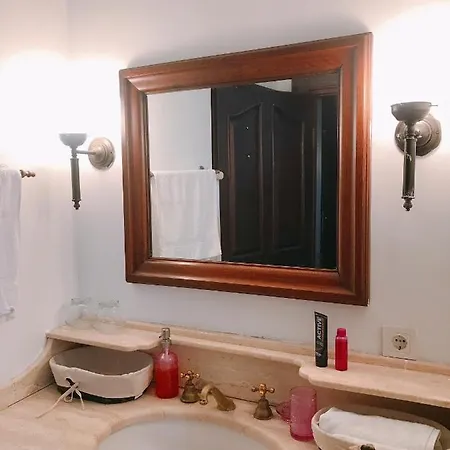 T-one's House * איסטמבול